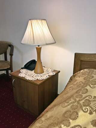 Отель Geneva Hotel Тернополь Трехместный номер «Комфорт»-2